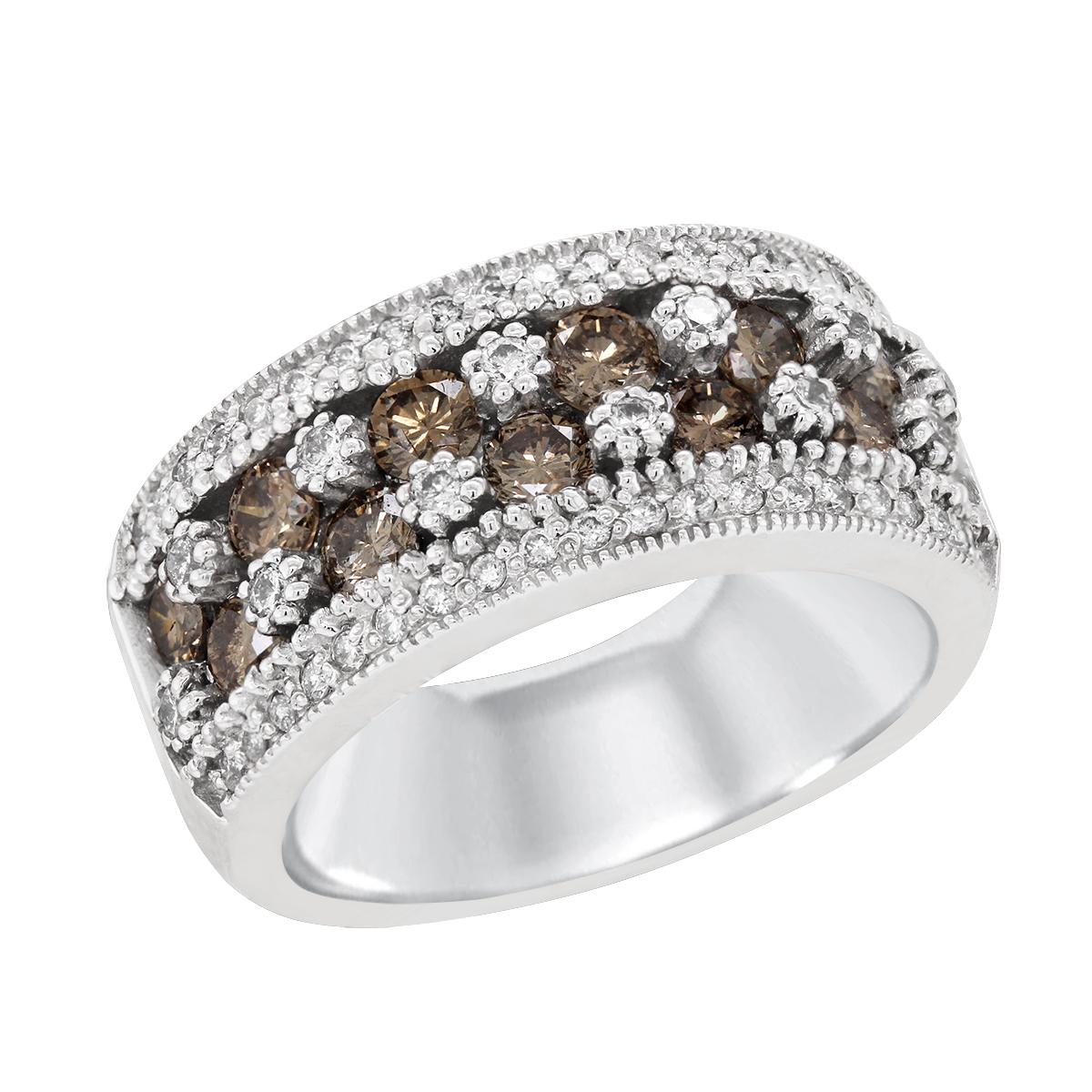 WIDE WHITE GOLD BROWN AND WHITE DIAMOND RING, 1.55 CT TW