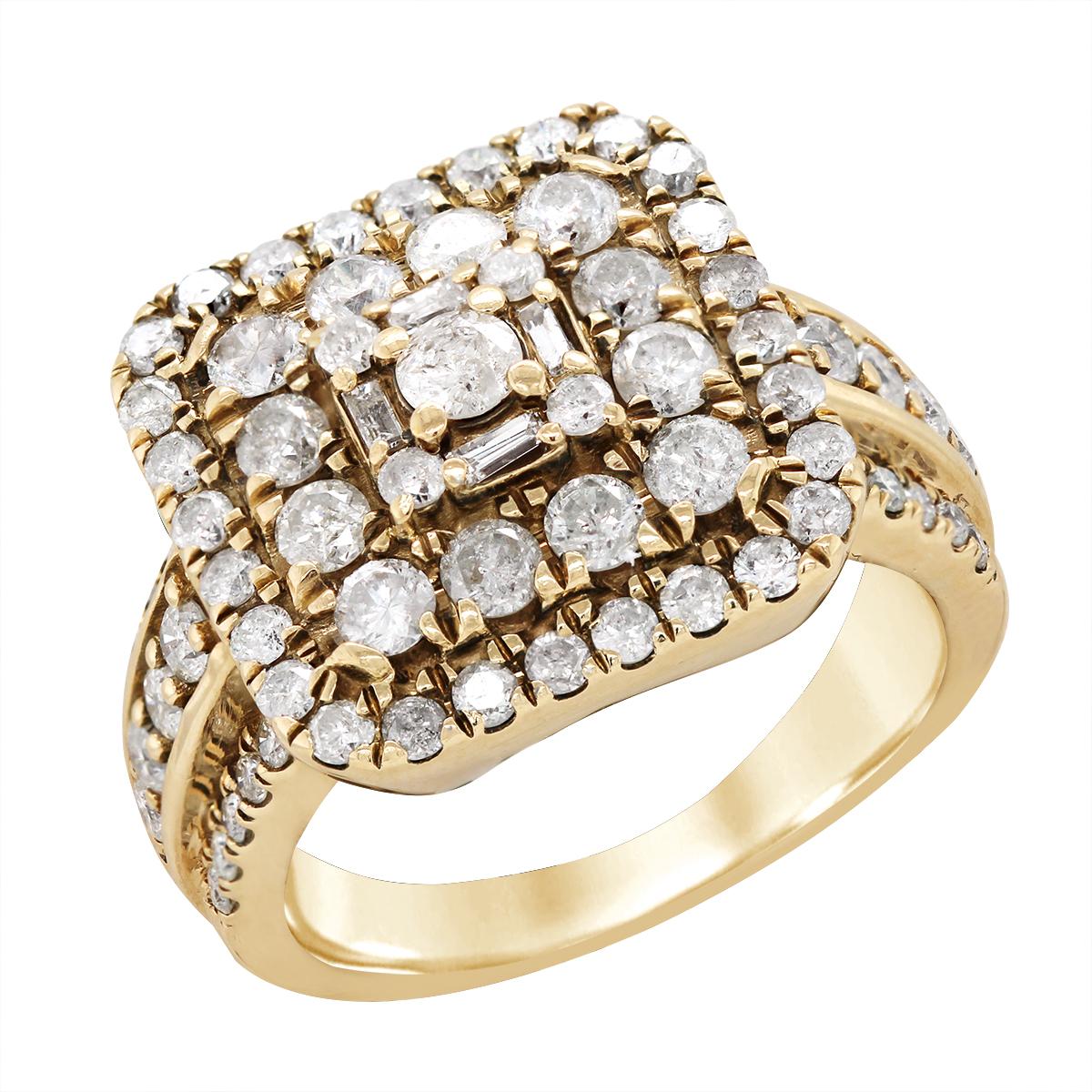 VINTAGE YELLOW GOLD DIAMOND CLUSTER RING, 2.00 CT TW