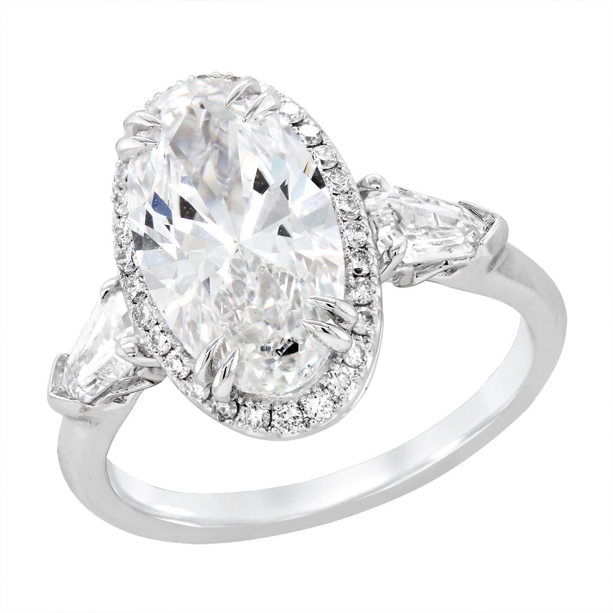 WHITE GOLD OVAL LAB GROWN DIAMOND ENGAGEMENT RING, 3.90 CT TW