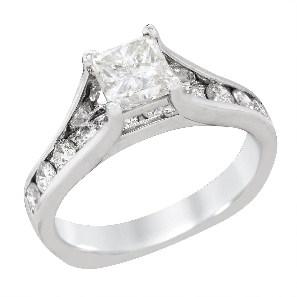 WHITE GOLD CATHEDRAL ENGAGEMENT RING WITH PRINCESS CUT DIAMOND, 1.31 CT TW