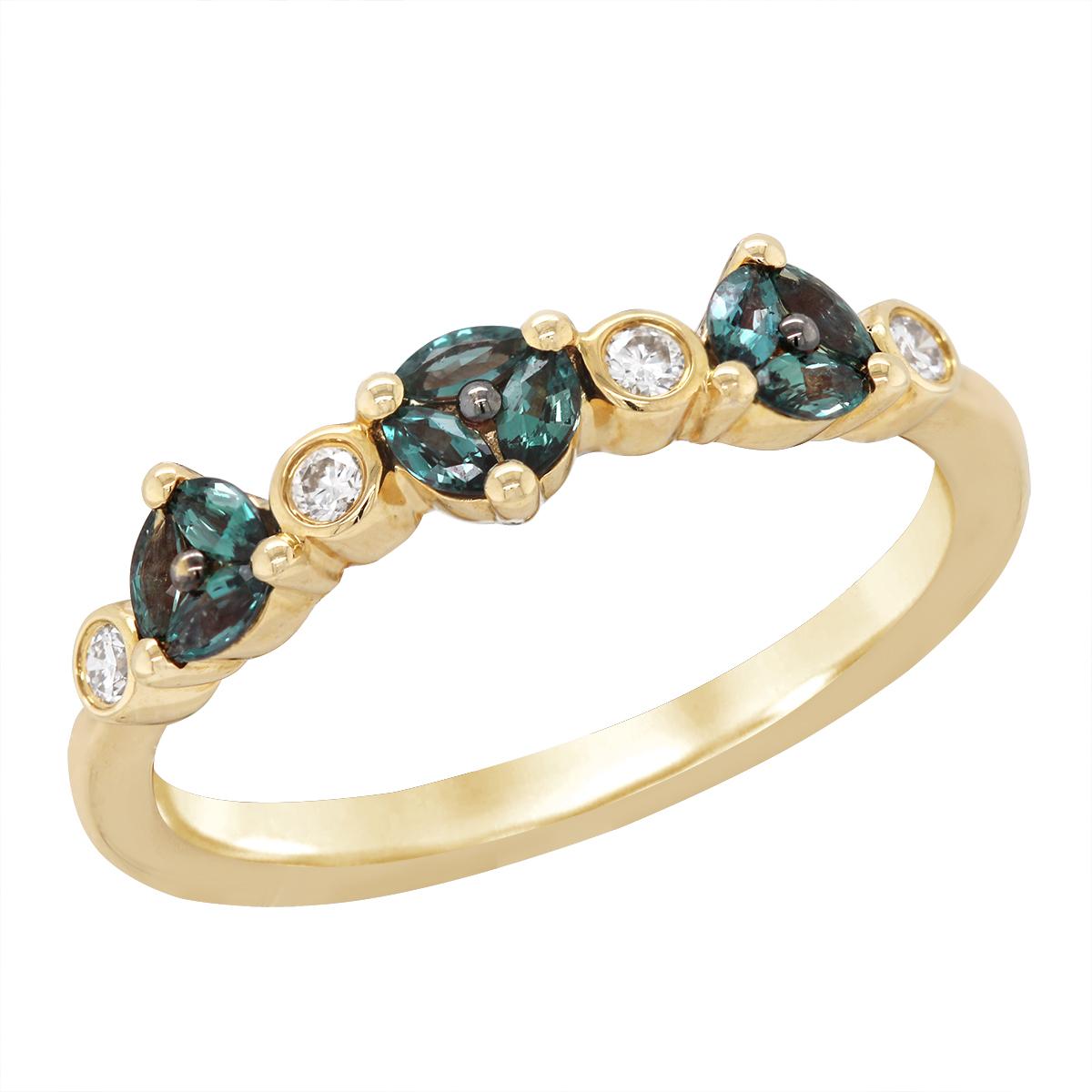 YELLOW GOLD MARQUISE ALEXANDRITE AND DIAMOND RING, .07 CT TW