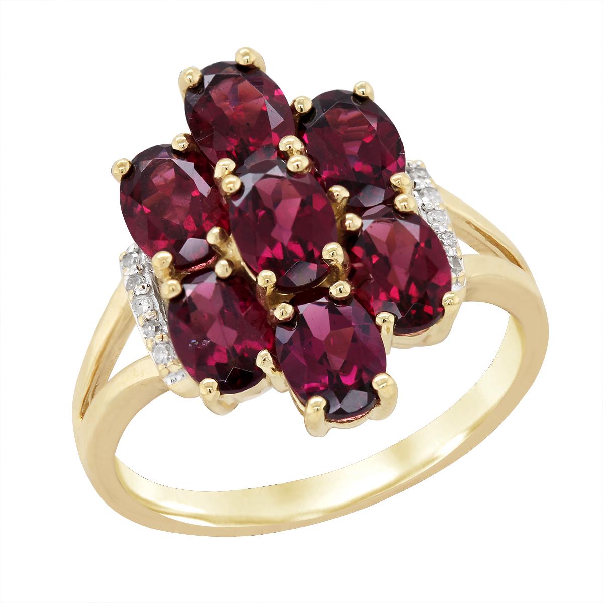 YELLOW GOLD RING WITH RHODOLITE GARNET CLUSTER AND DIAMONDS, 1/10 CT TW