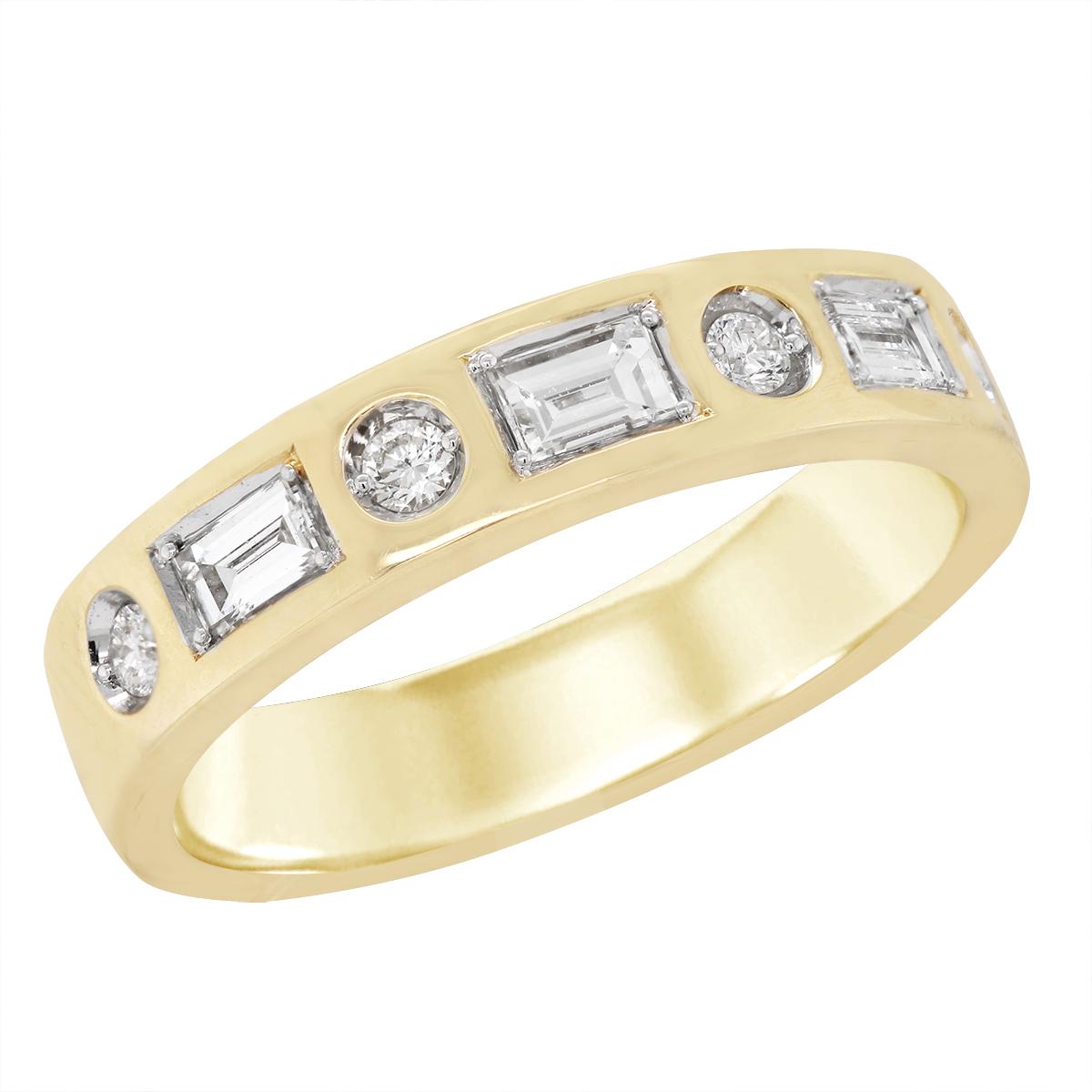 GOLD EMERALD CUT AND ROUND CUT DIAMOND WEDDING BAND, .44 CT TW