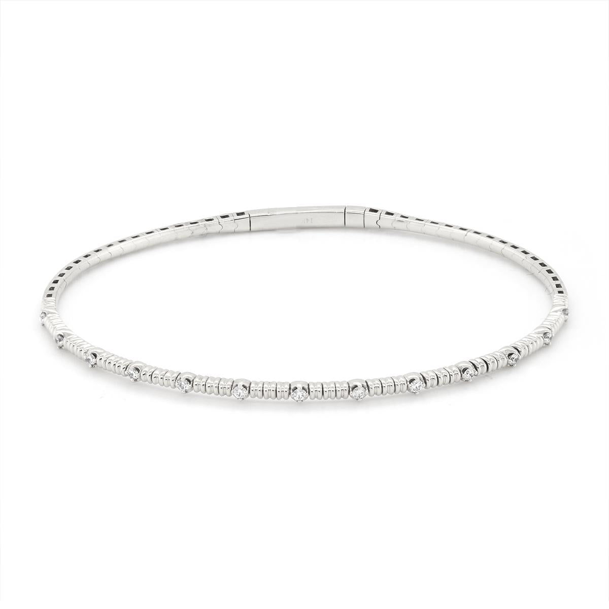 WHITE GOLD DIAMOND FLEX BANGLE BRACELET, .22 CT TW