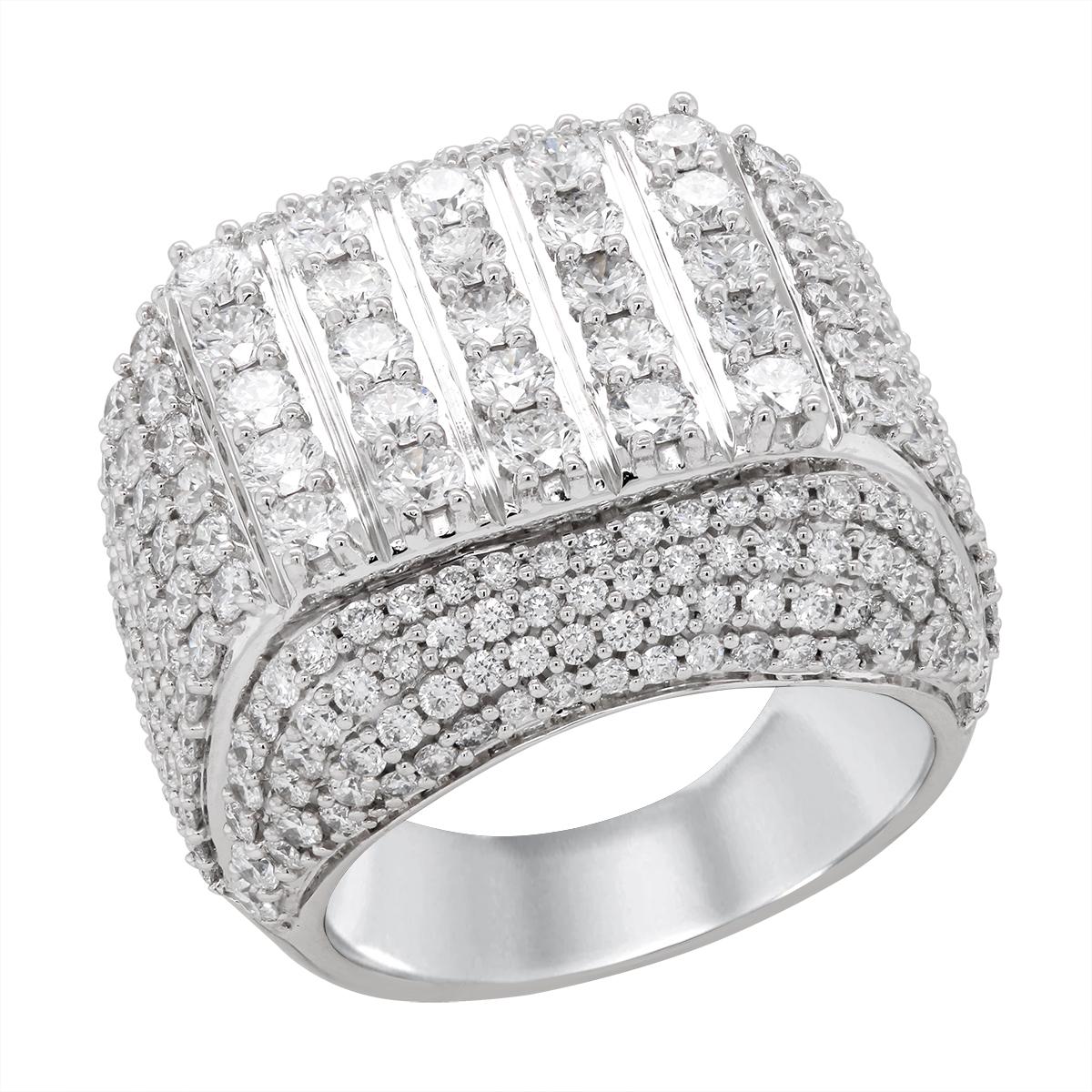 MEN'S WHITE GOLD CLUSTER DIAMOND RING, 6.00 CT TW