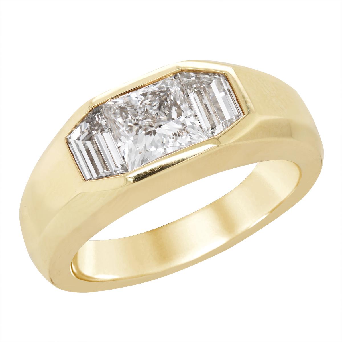 MEN'S YELLOW GOLD LAB GROWN PRINCESS CUT DIAMOND RING, 3.07 CT TW
